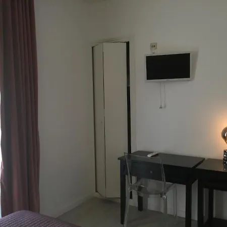 Les Pastels Hotel 3*