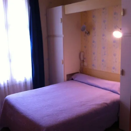 Les Pastels Hotel